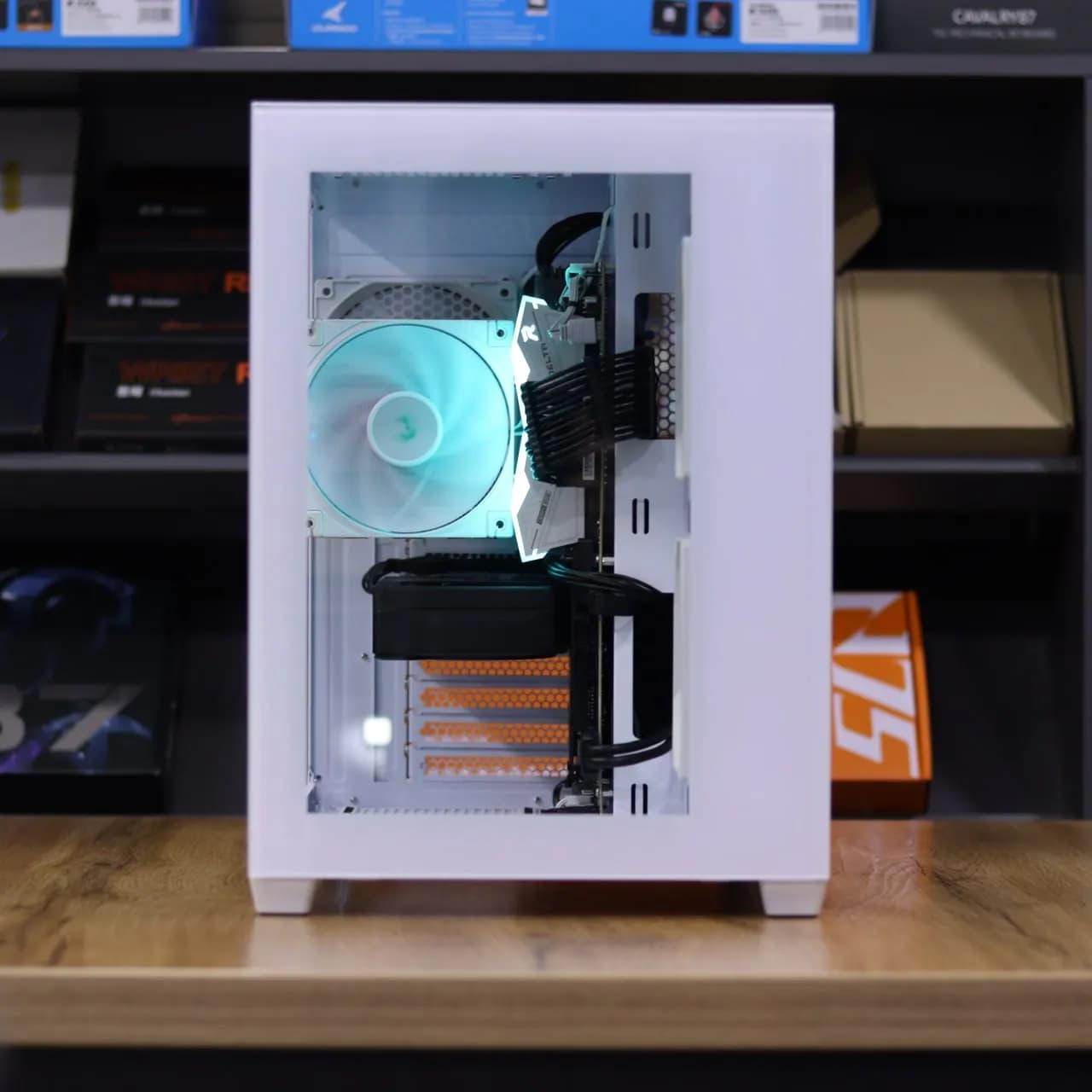 Ryzen 5 7500F · Gigabyte RTX 5060 Ti thumbnail 4
